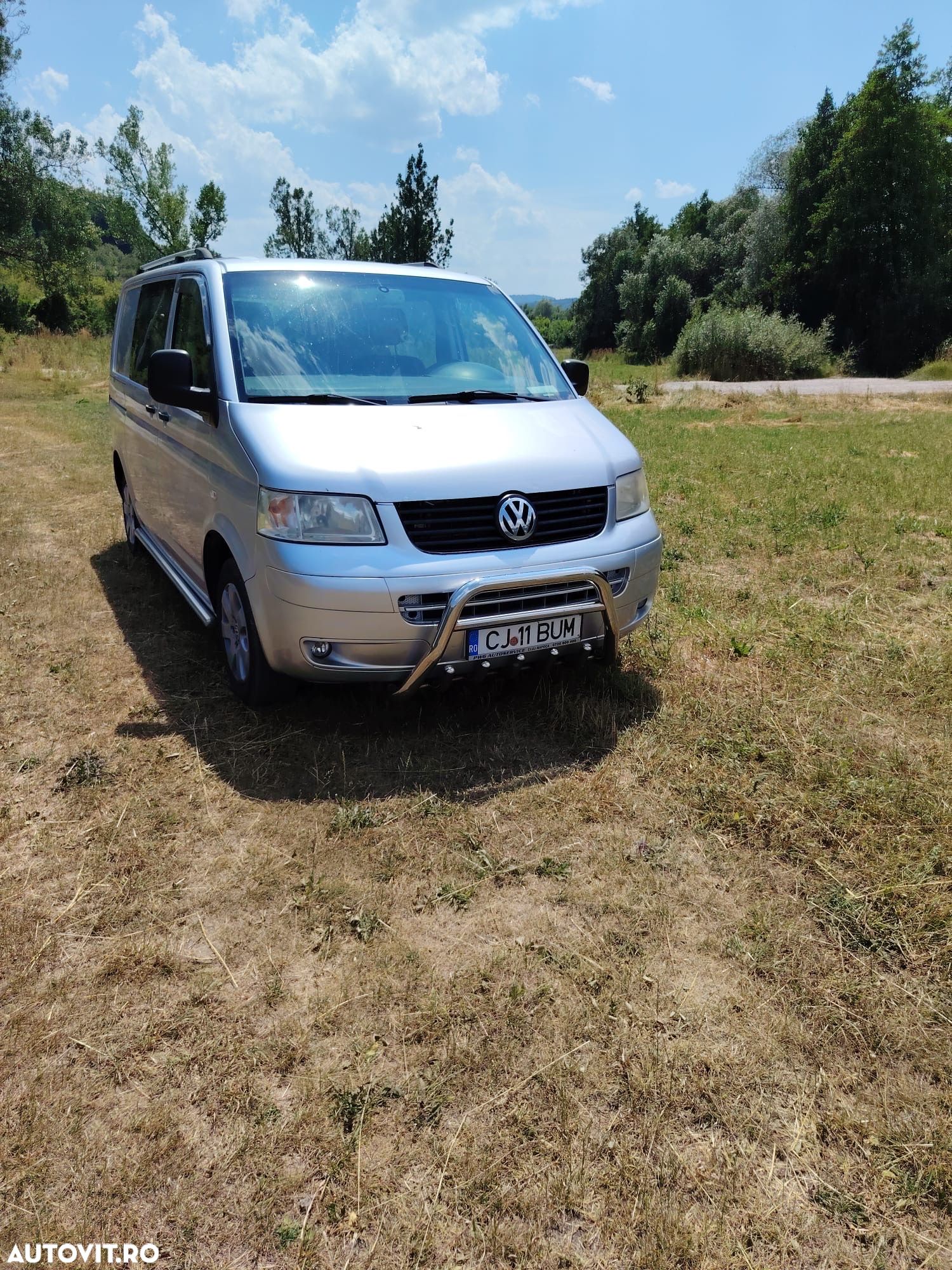 Volkswagen Transporter - 1