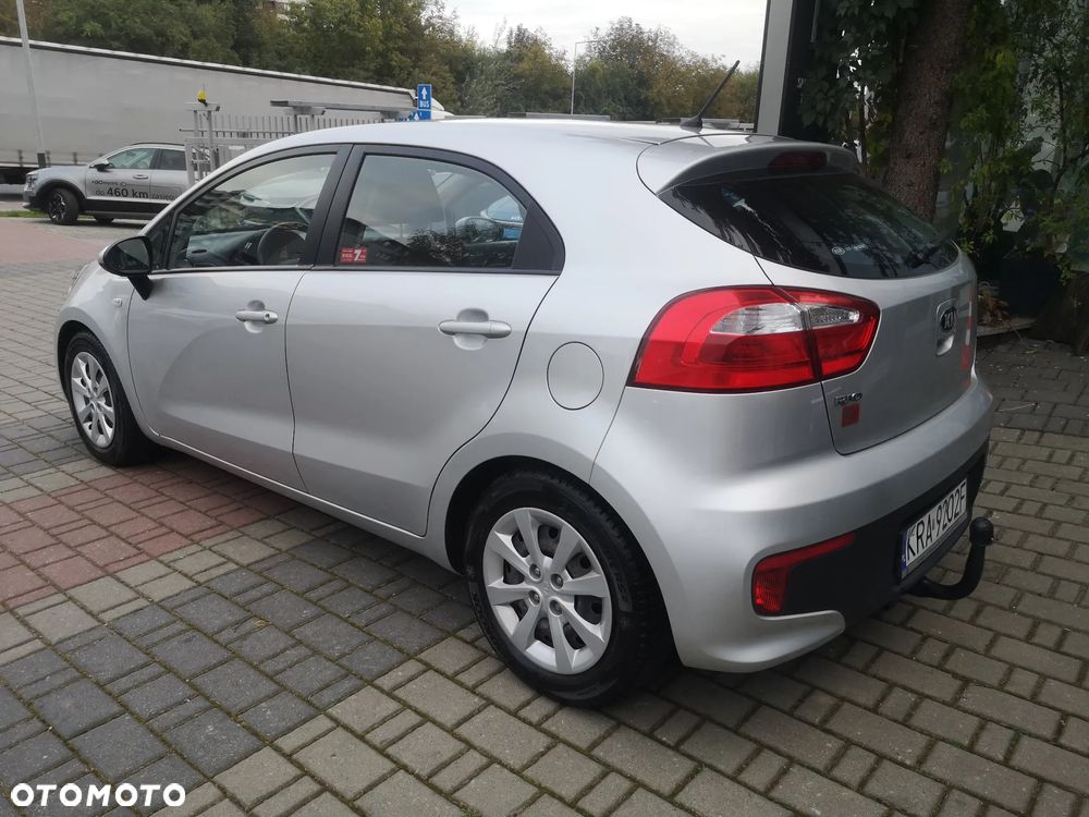 Kia Rio 1.2 M - 6