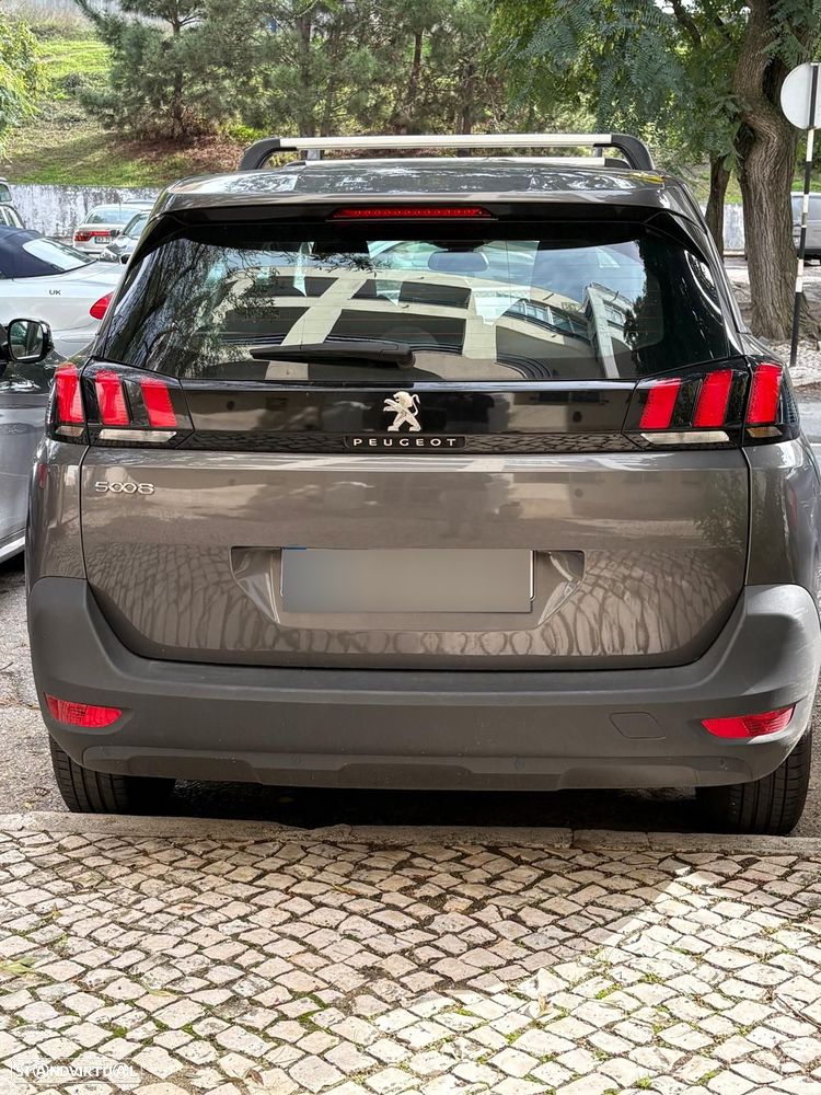 Peugeot 5008 1.2 PureTech Active Pack - 1