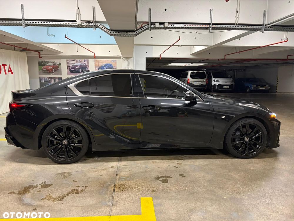 Lexus IS - 2