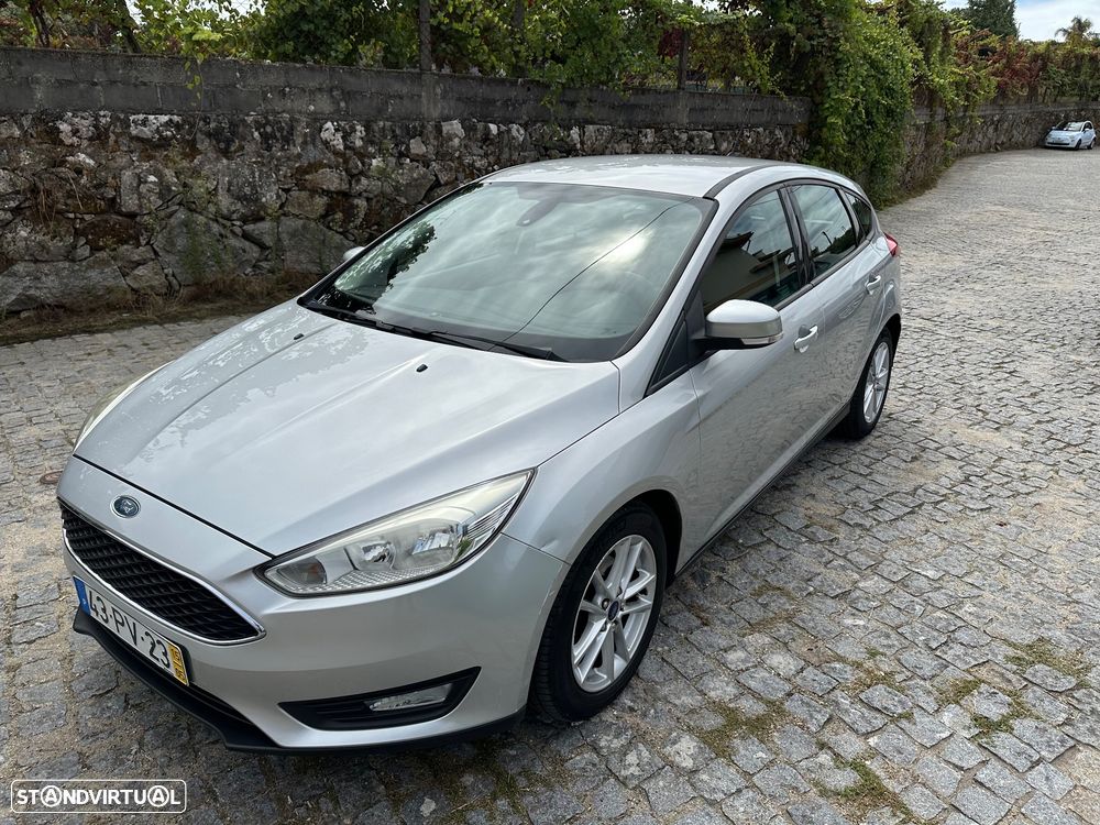 Ford Focus 1.5 TDCi ST-Line - 25