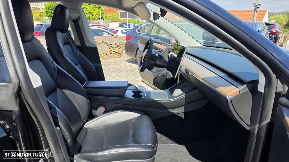 Tesla Model Y Long Range Tração Traseira Premium - 15
