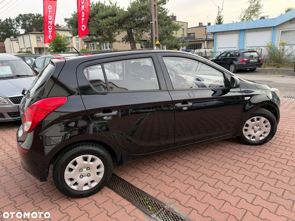 Hyundai i20 - 8