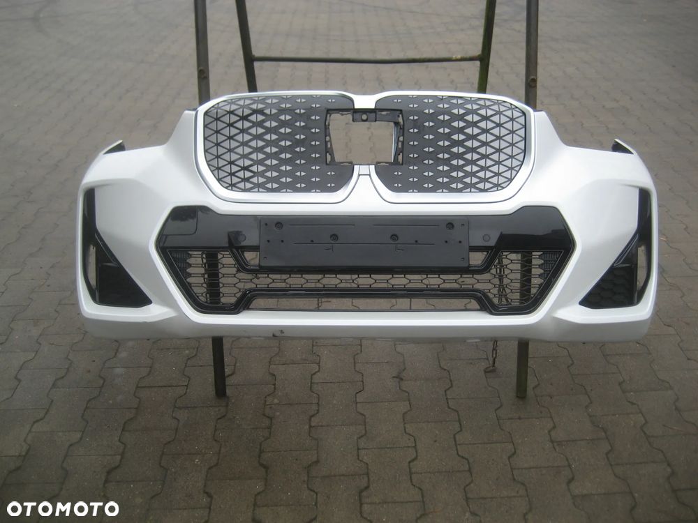 bmw x1 u11 ix1 23-26r zderzak przedni atrapa 6xpdc elektryk