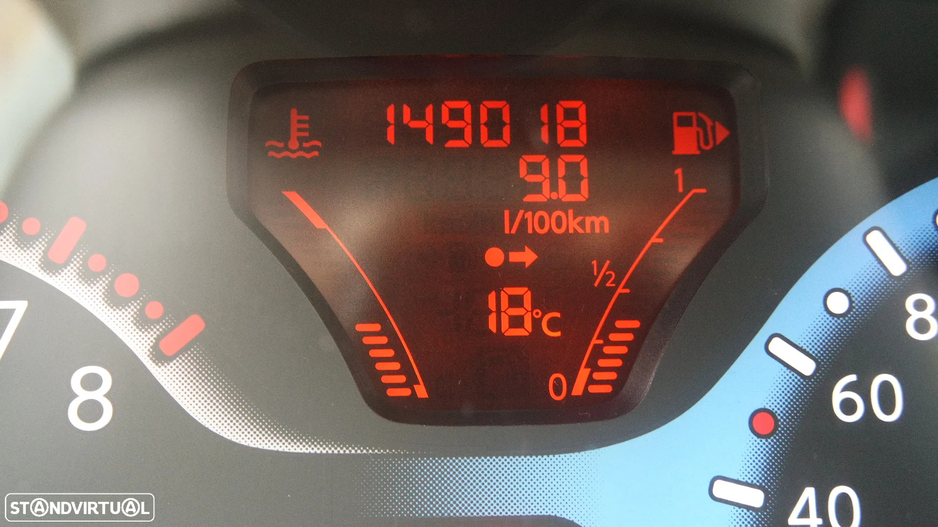 Nissan Cube 1.6 - 43