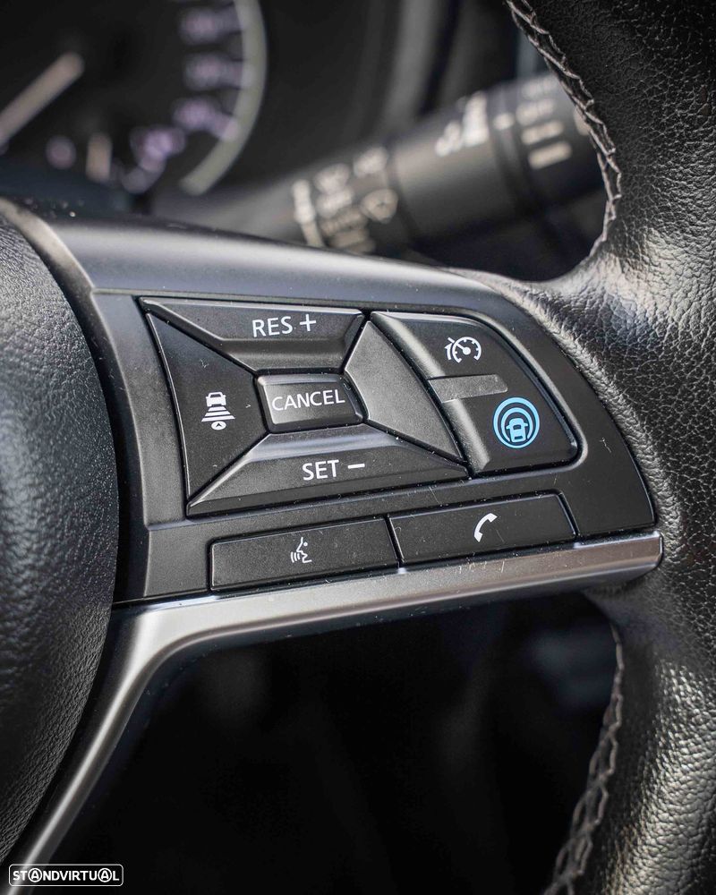 Nissan Juke 1.6 Hybrid Tekna - 19