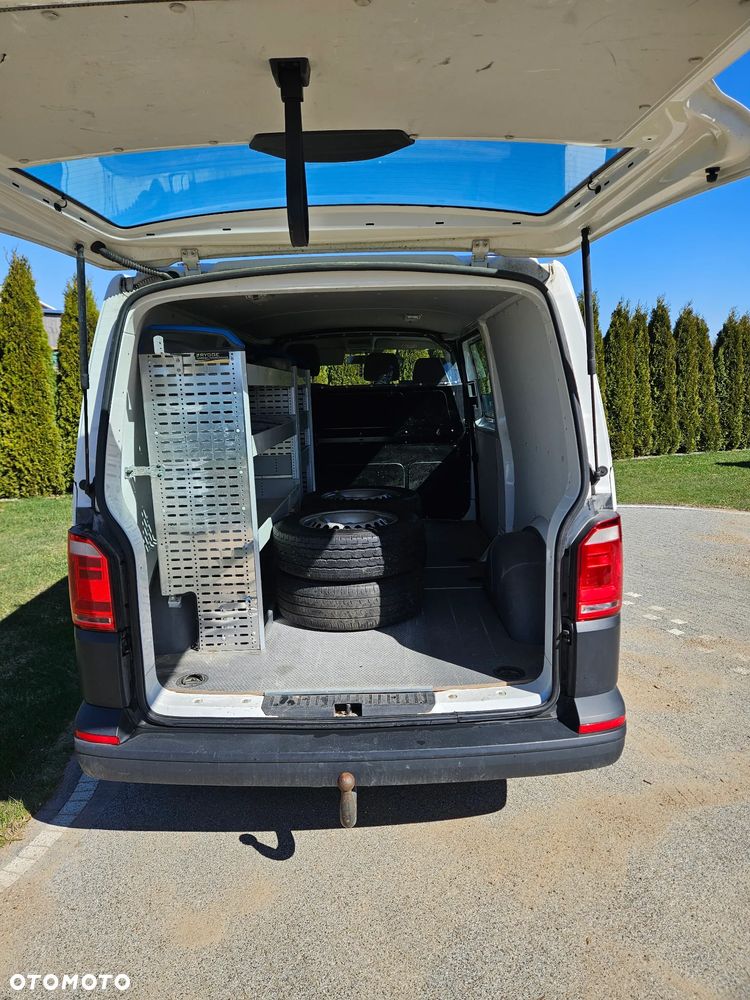 Volkswagen Transporter T6 - 6