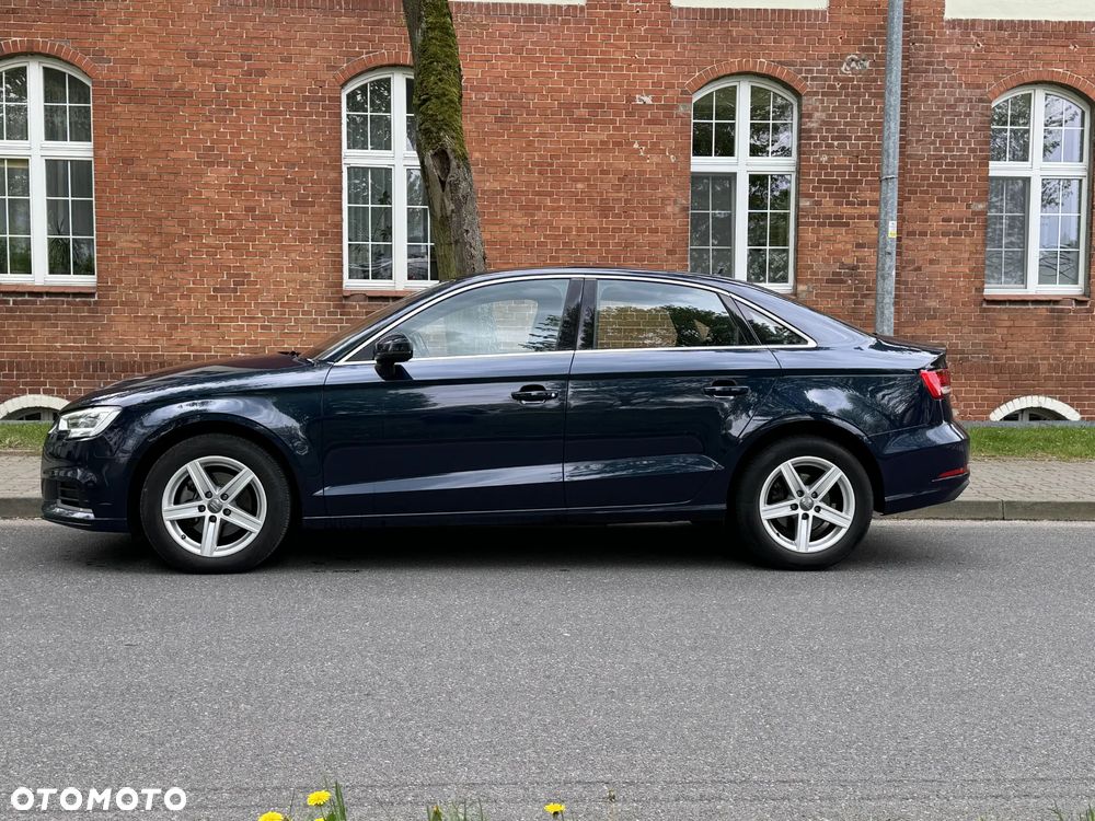 Audi A3 Limousine 1.6 TDI S tronic sport - 2
