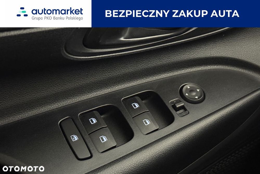 Hyundai i20 1.2 Pure - 13