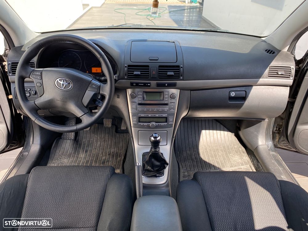 Toyota Avensis SW 2.0 D-4D - 8