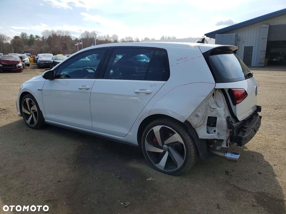 Volkswagen Golf 2.0 TSI BMT GTI Performance DSG - 3