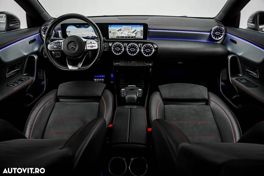 Mercedes-Benz CLA 180 7G-DCT AMG Line - 2