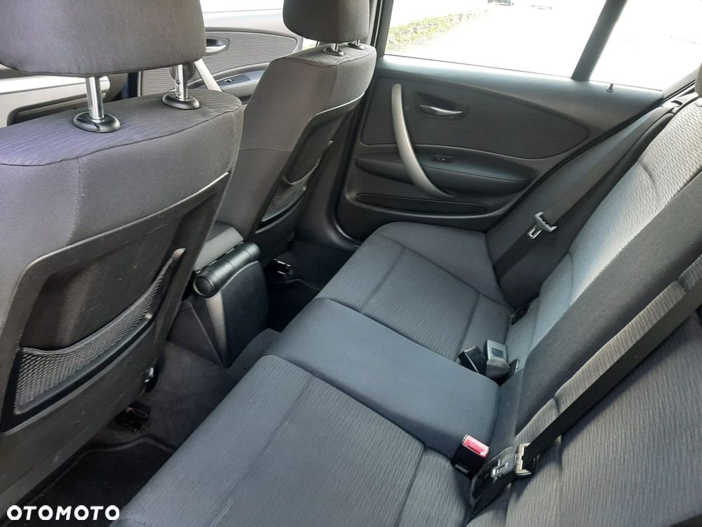 BMW Seria 1 116d EfficientDynamics Edition - 24