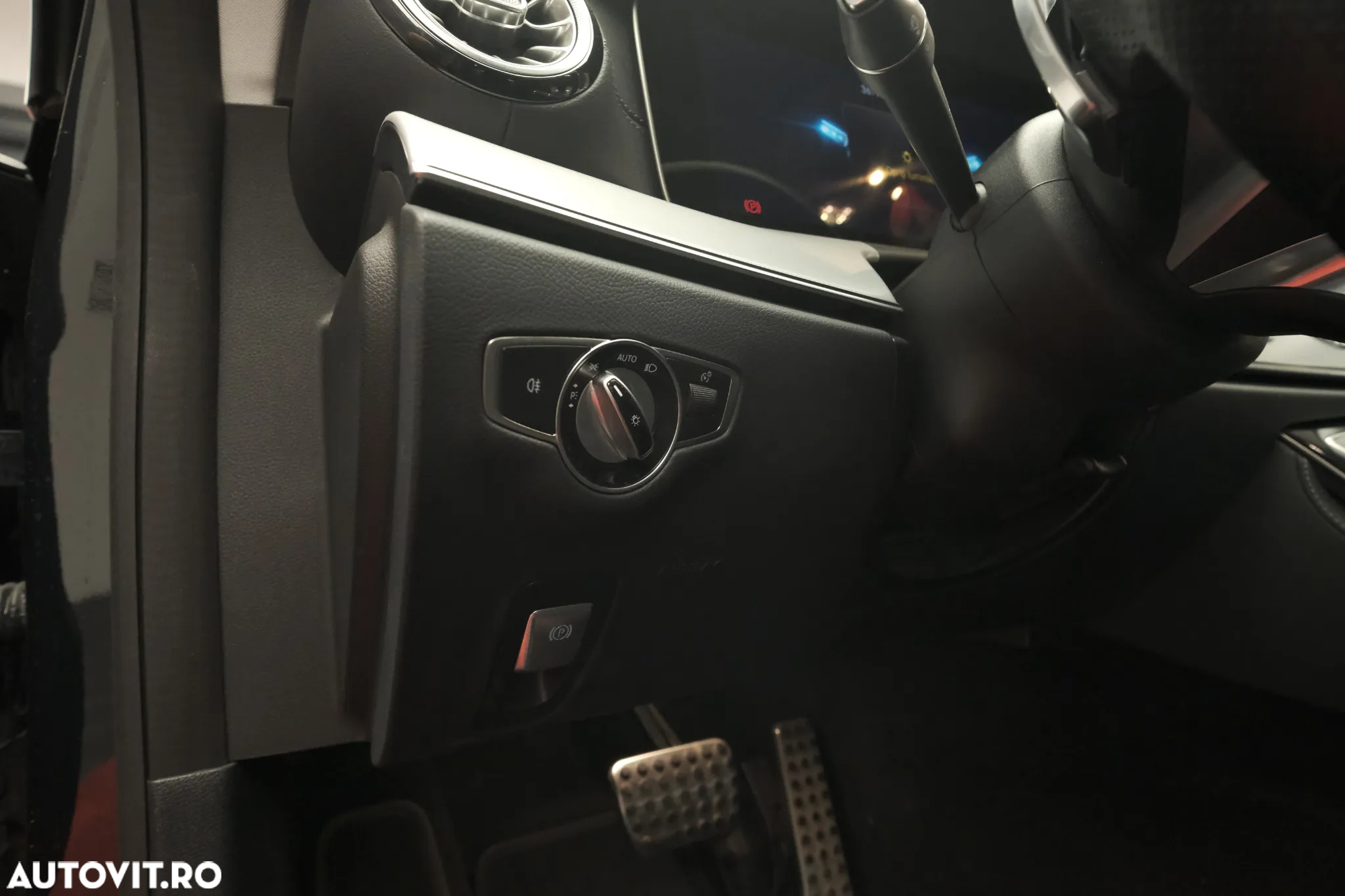 Mercedes-Benz CLS 350 9G-TRONIC AMG Line - 17