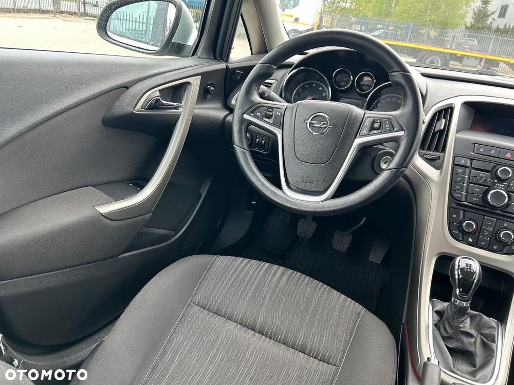 Opel Astra 1.4 T Enjoy - 14