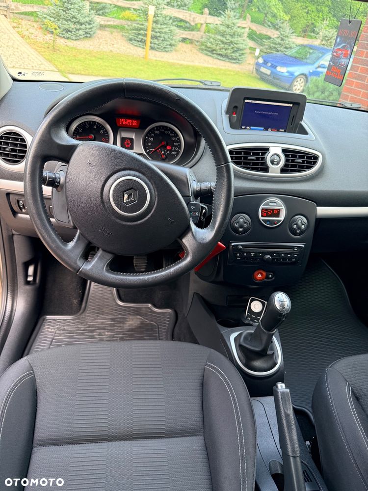 Renault Clio 1.2 16V 75 Dynamique - 15