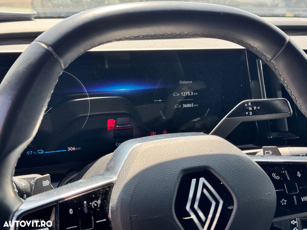 Renault Megane E-TECH 60 kWh 220 CP Iconic - 10