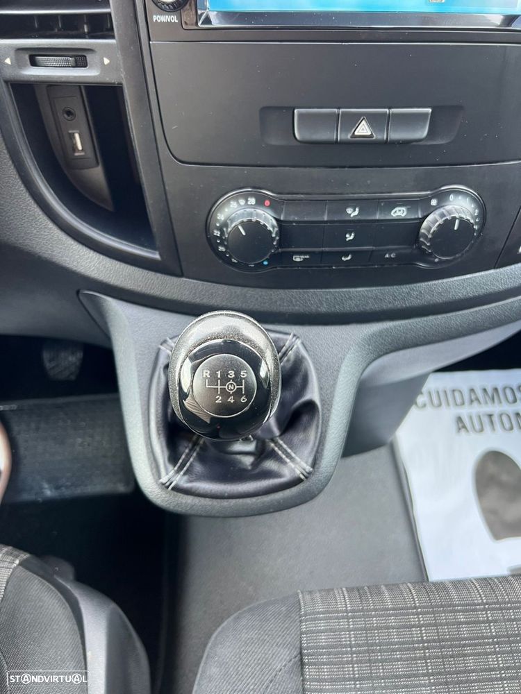 Mercedes-Benz Vito Tourer - 31