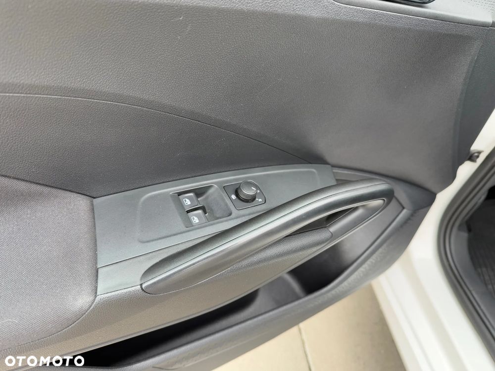 Skoda Fabia 1.0 Ambition - 17