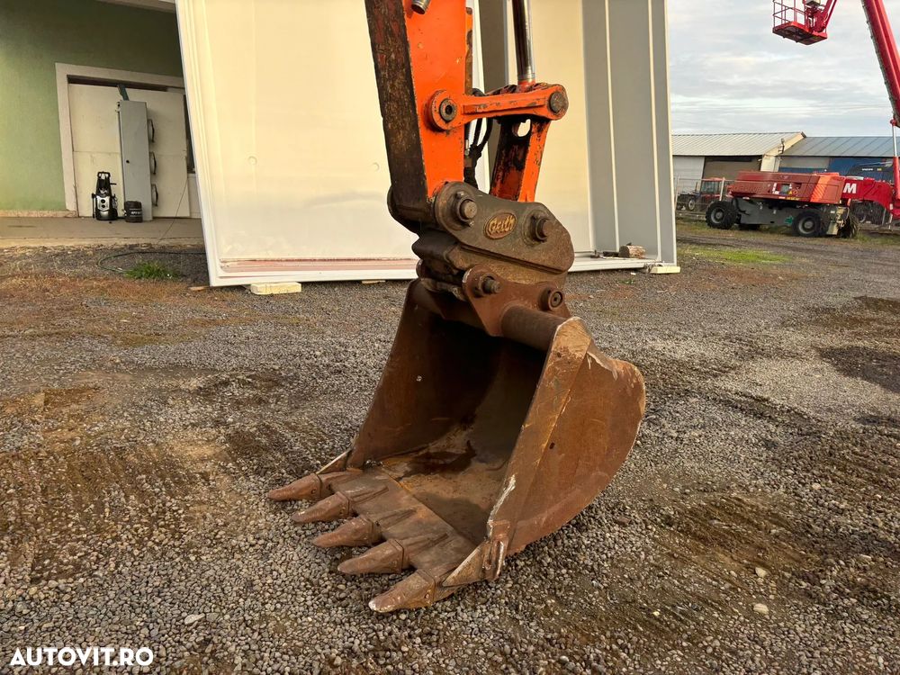 Hitachi ZX135US-3 - 8