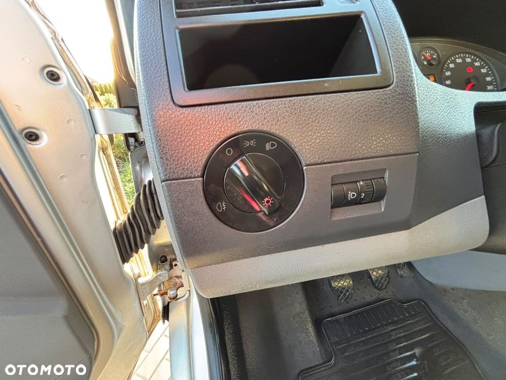 Volkswagen transporter - 29