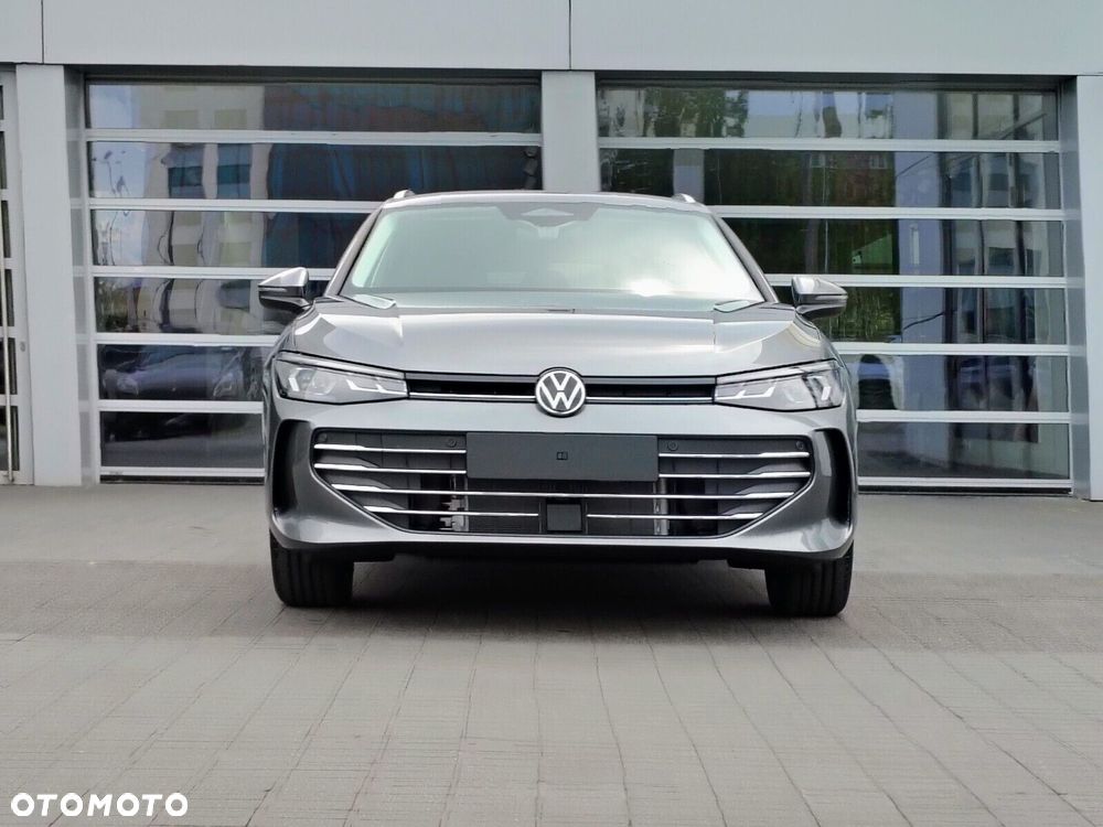 Volkswagen Passat - 3