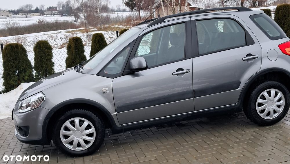 Suzuki SX4 - 1