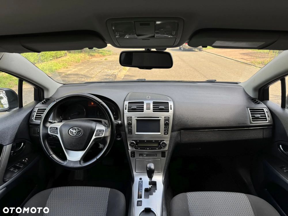 Toyota Avensis 2.2 D-4D Automatik Life - 10
