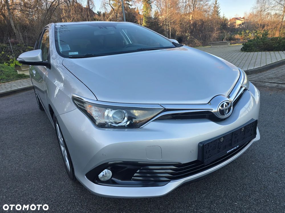 Toyota Auris 1.2 Turbo Multidrive S Executive - 25