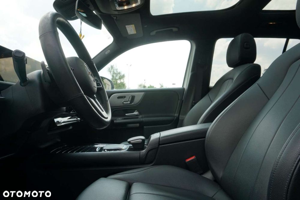 Mercedes-Benz GLB 200 mHEV 7G-DCT - 16