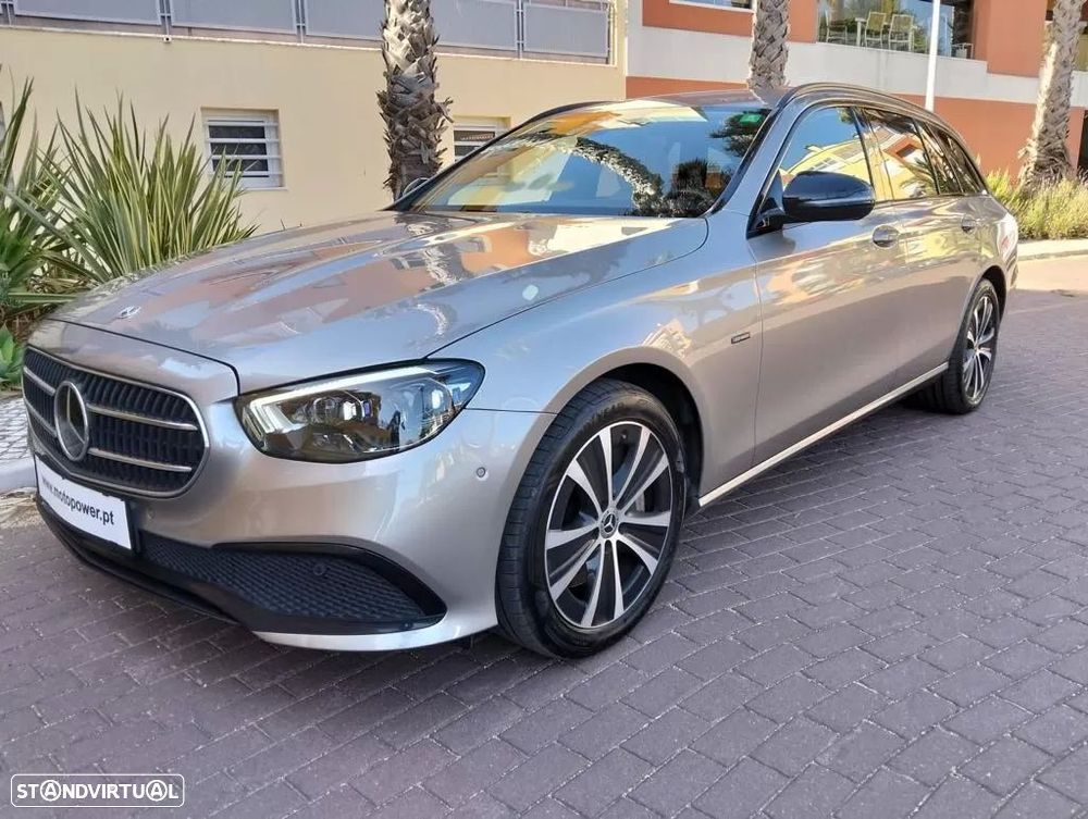 Mercedes-Benz E 300 de Avantgarde 4Matic - 1