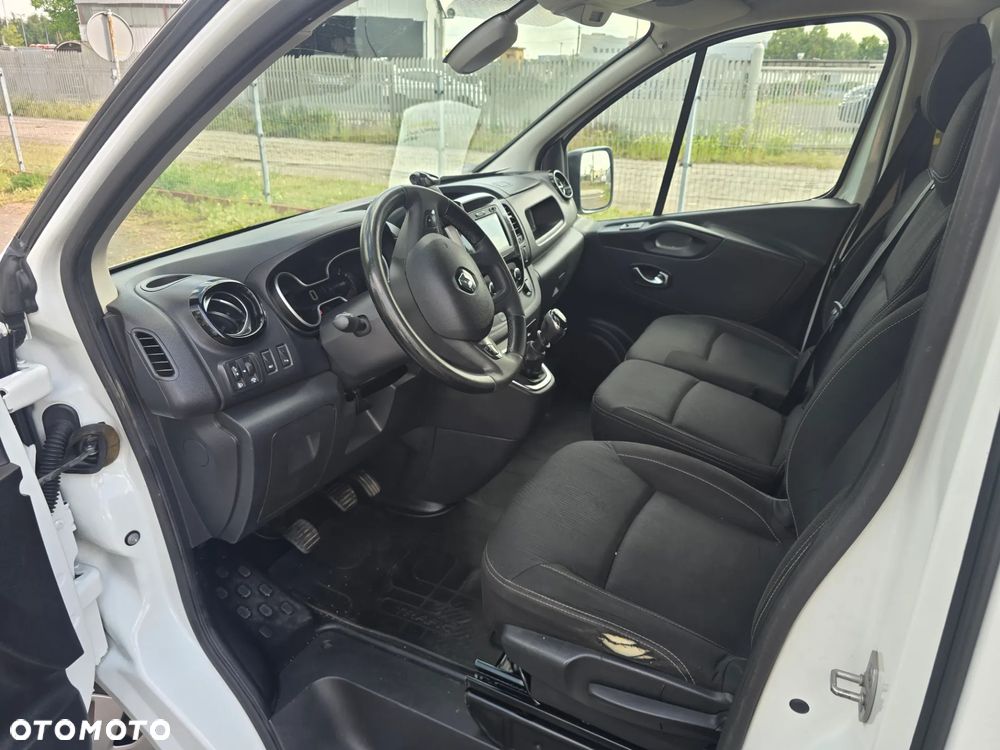 Renault TRAFIC - 7