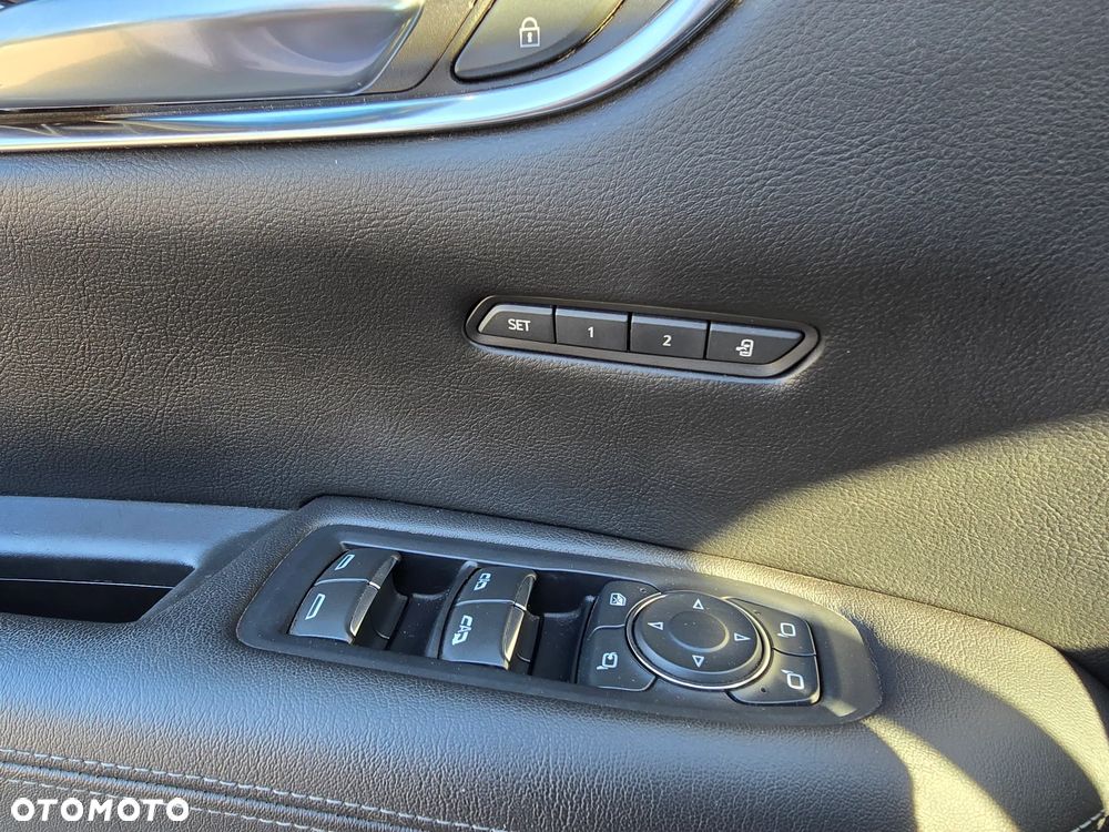 Cadillac XT5 - 30