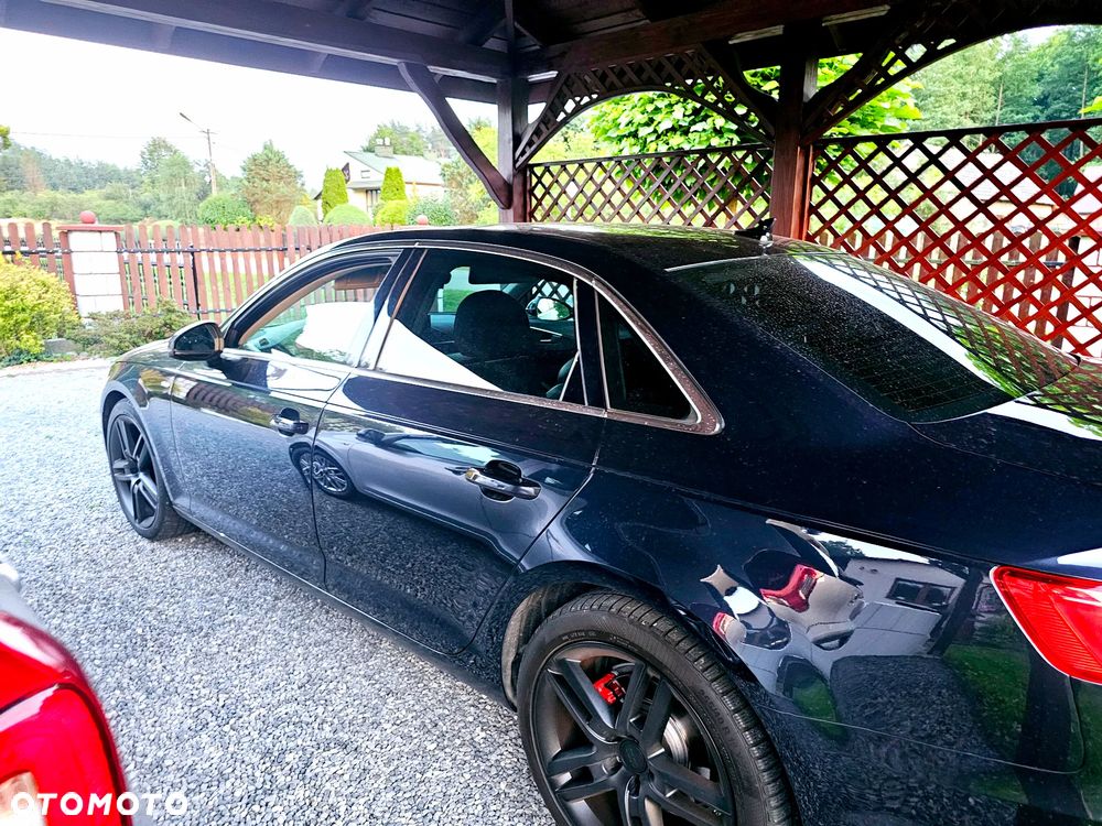 Audi A4 Avant 2.0 TDI sport - 17