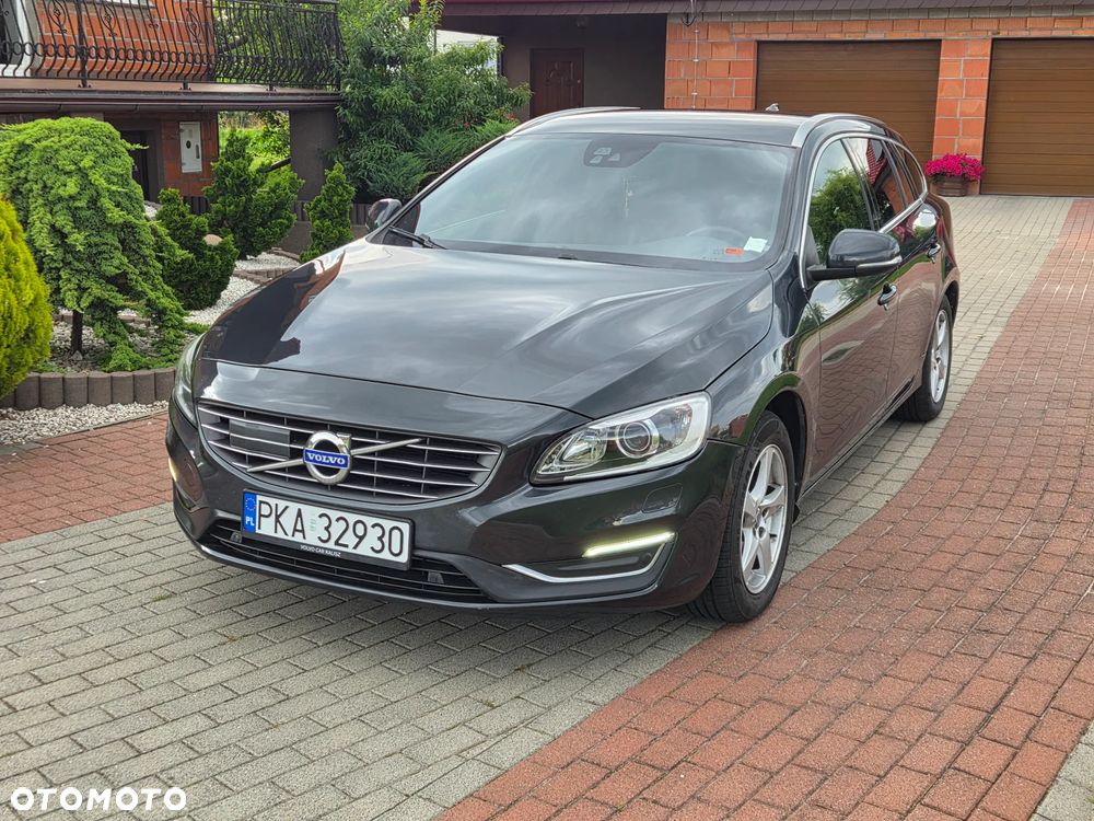 Volvo V60 D4 - 3