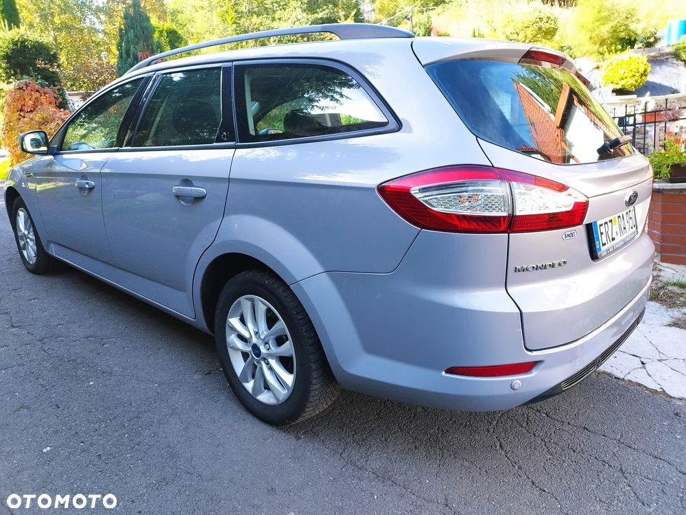 Ford Mondeo 2011 photo 4