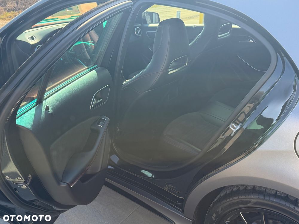 Mercedes-Benz Klasa A 180 7G-DCT AMG Line - 14