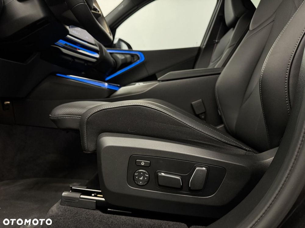 BMW X3 xDrive20d mHEV - 16