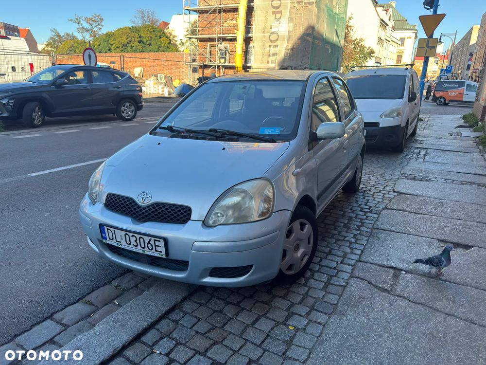 Toyota Yaris 1.0 Sol MM - 2
