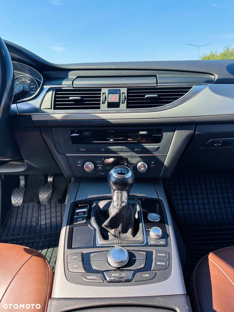 Audi A6 Avant - 14