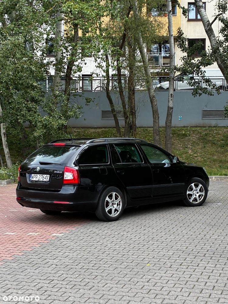 Skoda Octavia 1.6 TDI Ambition - 5