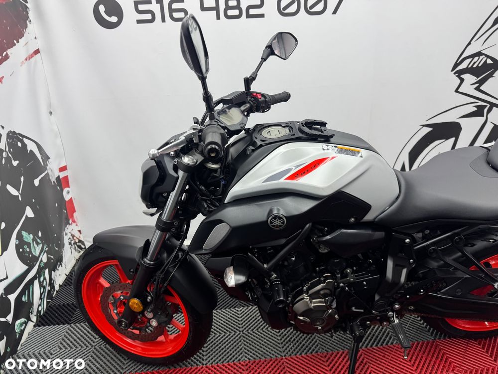 Yamaha MT - 11
