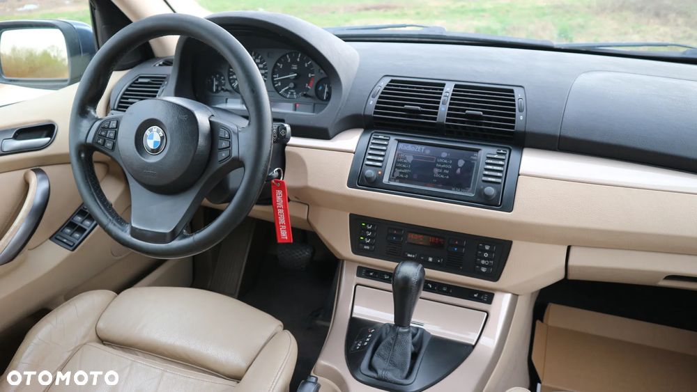 BMW X5 3.0 i - 30