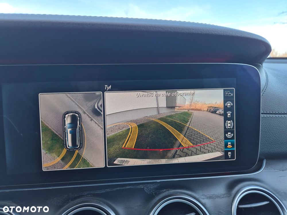 Mercedes-Benz Klasa E 220 d T 9G-TRONIC AMG Line - 15