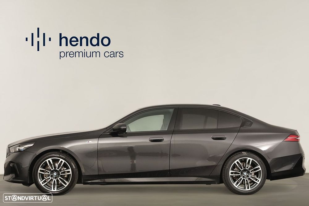 BMW 520 d Pack Desportivo M - 7