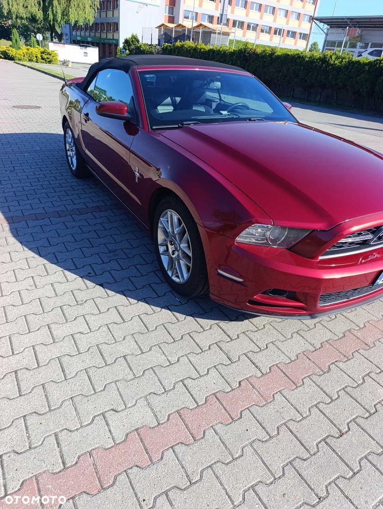 Ford Mustang - 2