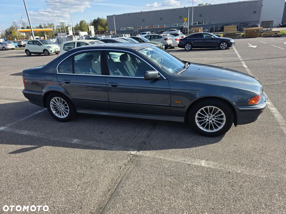 BMW Seria 5 - 1