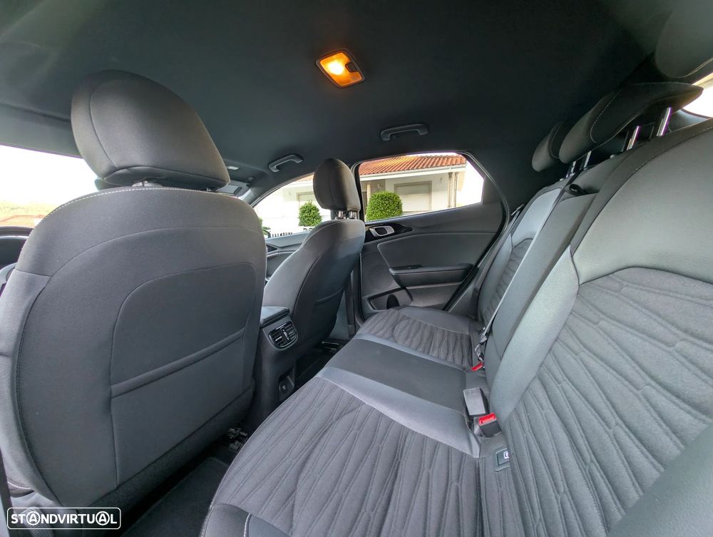 Kia XCeed 1.0 T-GDI GT-Line - 9