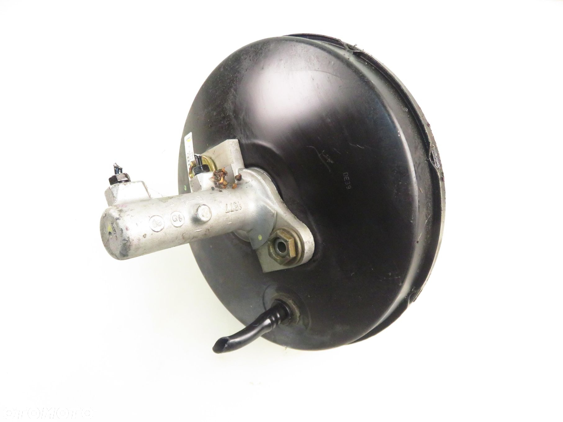 SERWO AUDI A4 B5 1.6 8V 8D0612105A - 2