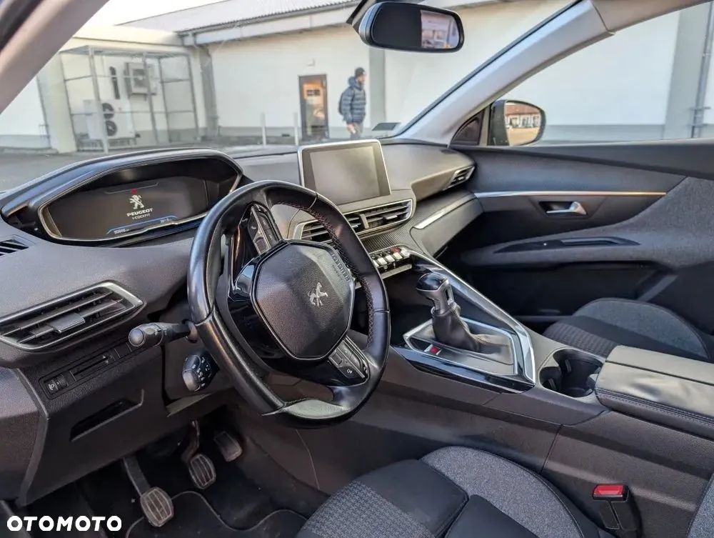 Peugeot 5008 1.2 PureTech Active S&S - 12